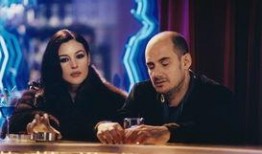 爱我多深神马在线观看,神马在线观看，浪漫爱情故事温情呈现